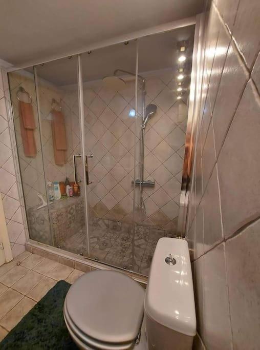 Όμορφο, Άνετο Ζεστά Διακοσμημένο Διαμέρισμα Thérmi Exterior foto