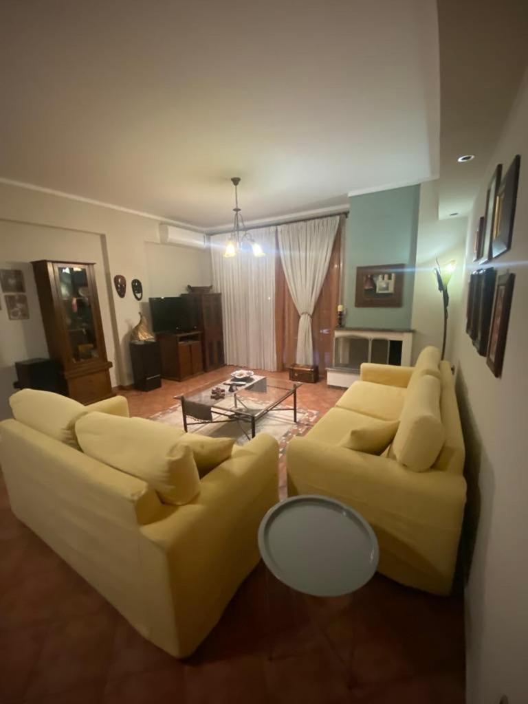 Όμορφο, Άνετο Ζεστά Διακοσμημένο Διαμέρισμα Thérmi Exterior foto